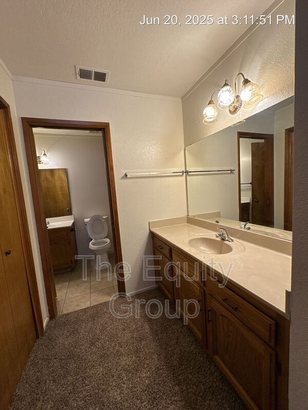 Building Photo - 4430 W Cypress Ave