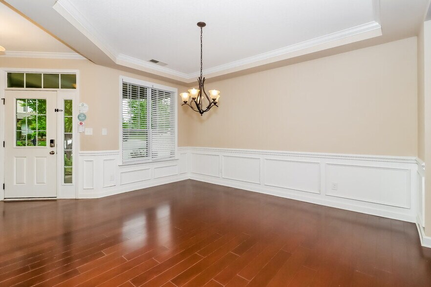 Building Photo - 14815 Long Iron Dr