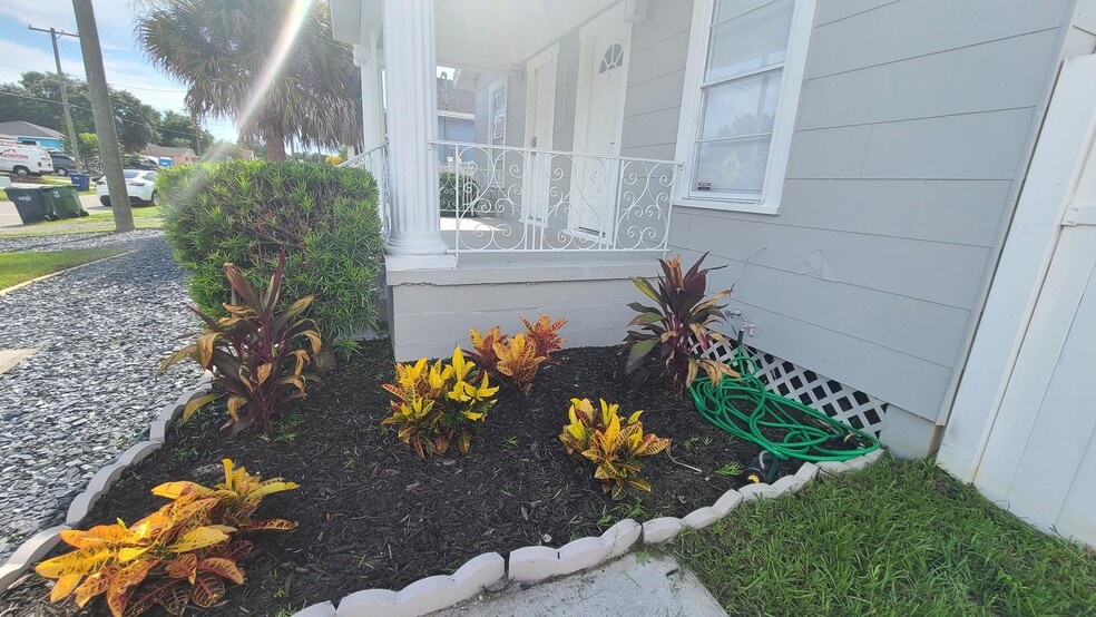 Building Photo - 2519 W Walnut St