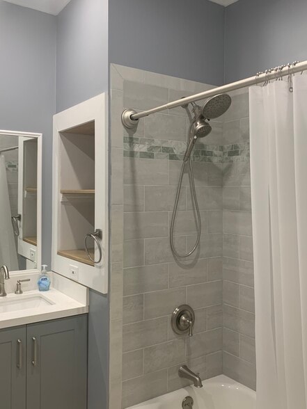 Building Photo - 7 Public Sq