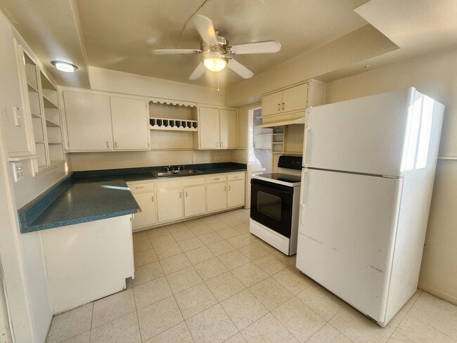 Building Photo - 3 Bedroom 1 Bathroom home