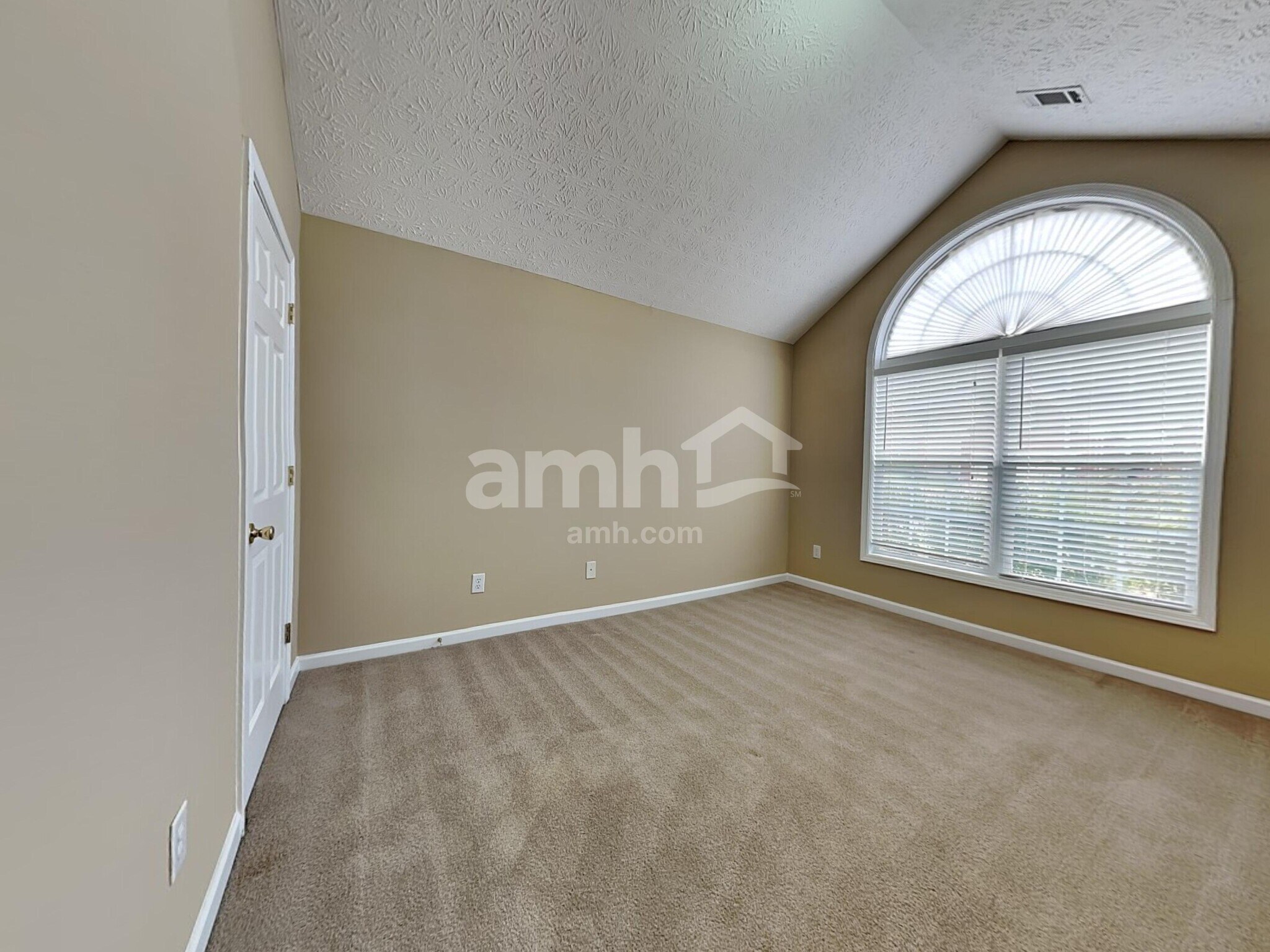 Building Photo - 1469 Dulwich Ct