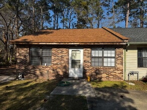 Building Photo - Apartment for Rent