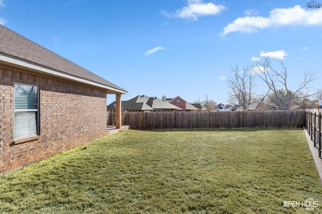 Building Photo - 7 Freedom Cir