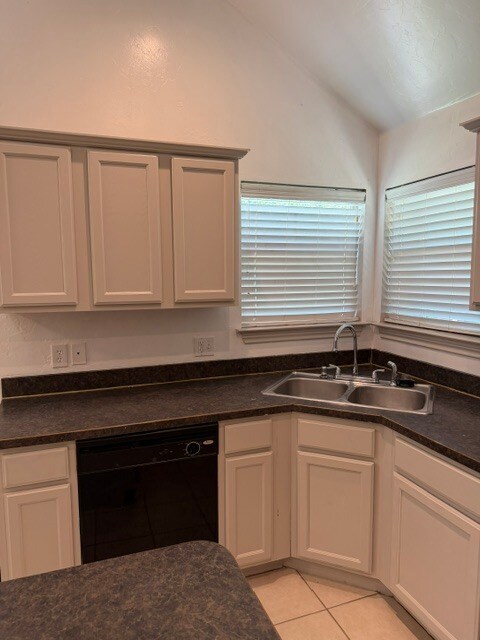 Building Photo - 2412 Rookhaven Ln