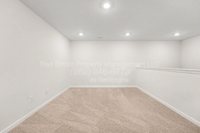 Building Photo - 4178 Steel Wy