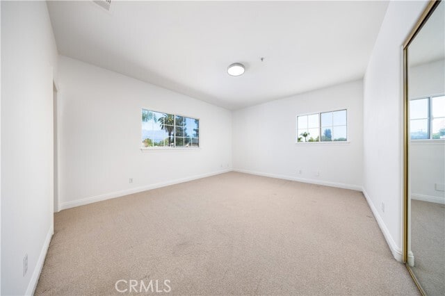 Building Photo - 68 E Longden Ave