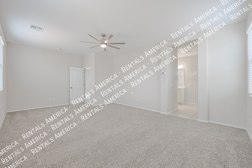 Building Photo - 10338 W Wier Ave