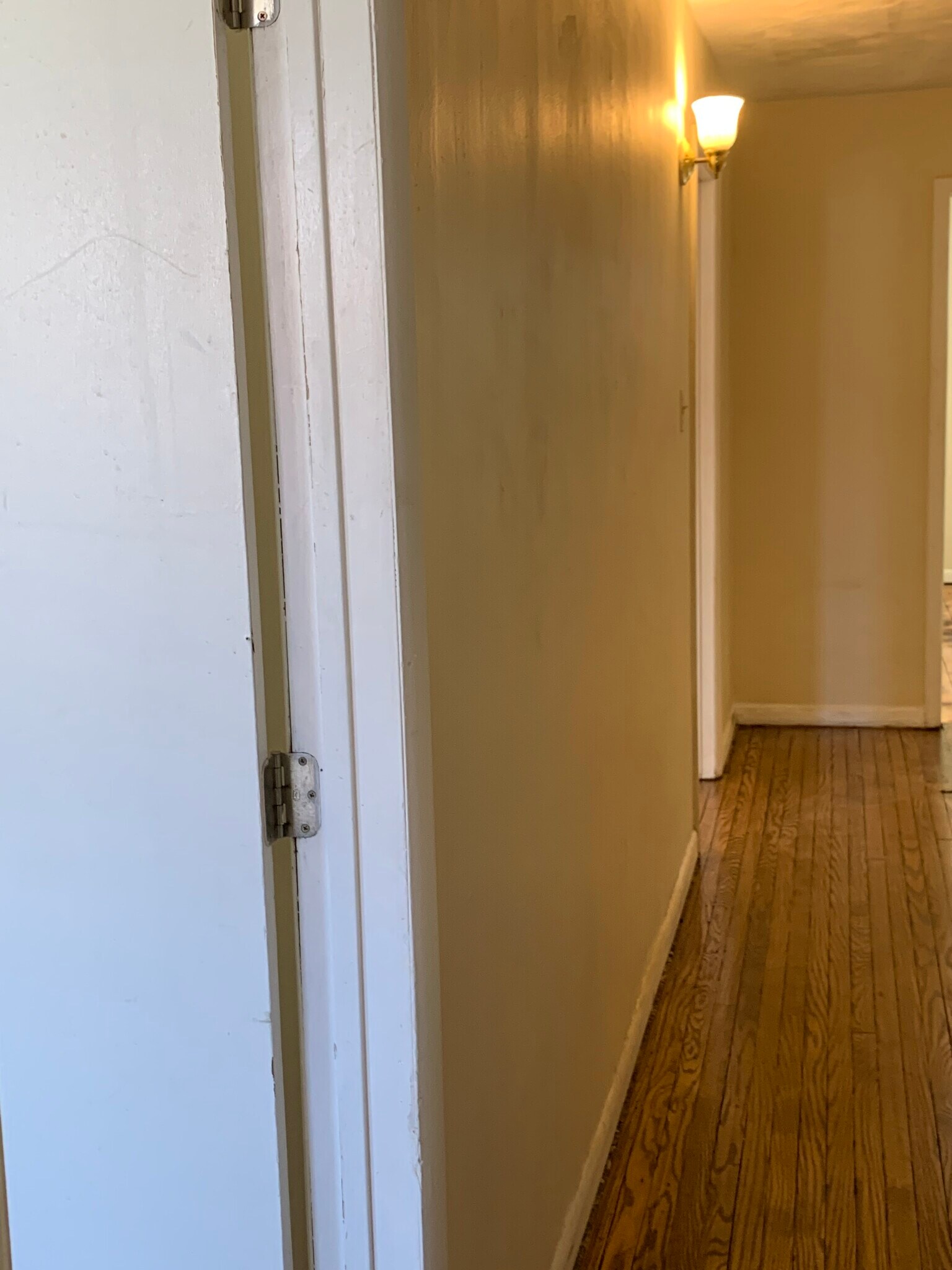 Building Photo - 28 E Goepp St