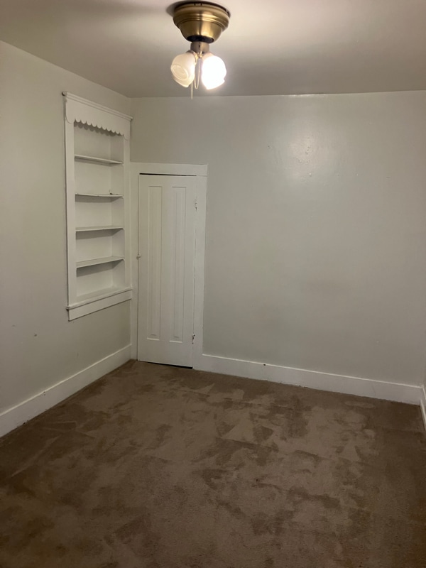 Building Photo - 932 Napoleon St