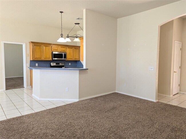 Building Photo - 2604 Southern Hills Dr