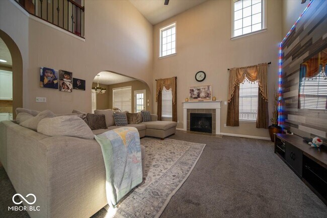 Building Photo - 14402 Wolverton Way