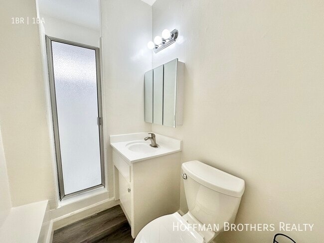 Building Photo - 1432 N Fairfax Ave