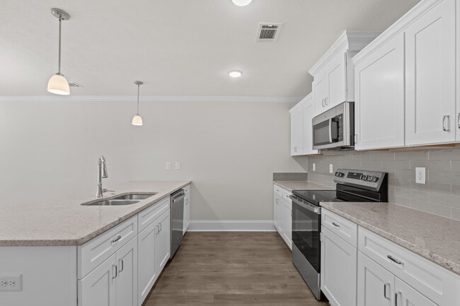 Building Photo - 8131 Bannock Cir