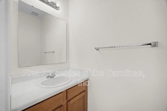 Building Photo - 7371 Laurel Valley Rd