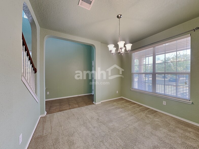 Building Photo - 12003 Allard Bluff