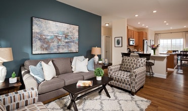 Building Photo - Dutch Village IV