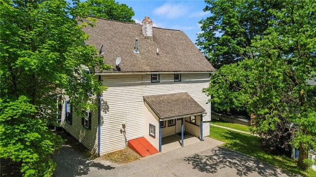 Building Photo - 407 S Aurora St