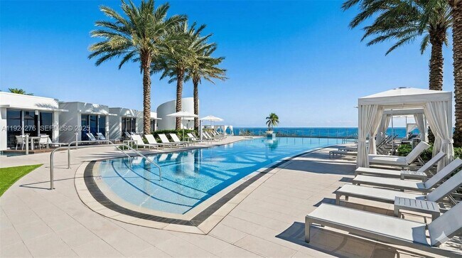 Building Photo - 701 N Fort Lauderdale Beach Blvd