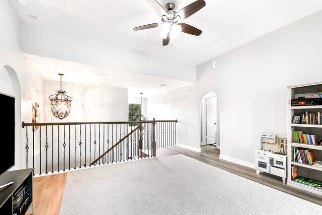 Building Photo - 29022 Pinnacle Ridge Dr