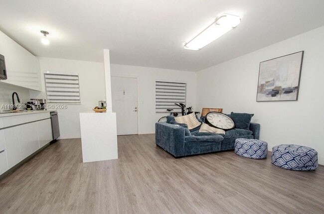 Building Photo - 6215 W 20th Ave