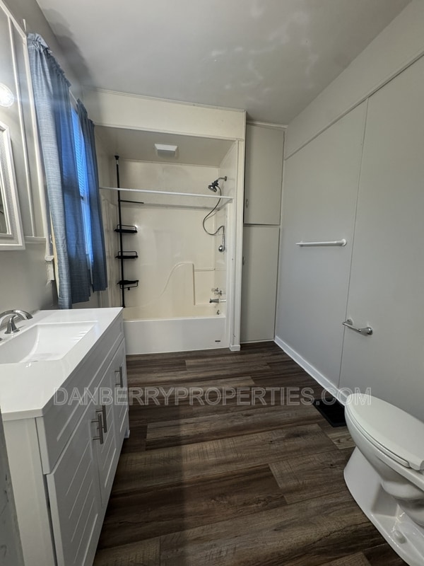 Building Photo - 510 Howard St