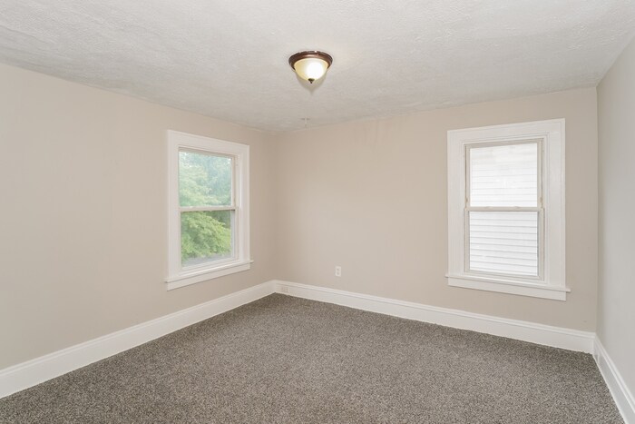 Building Photo - 3412 Kildare Rd