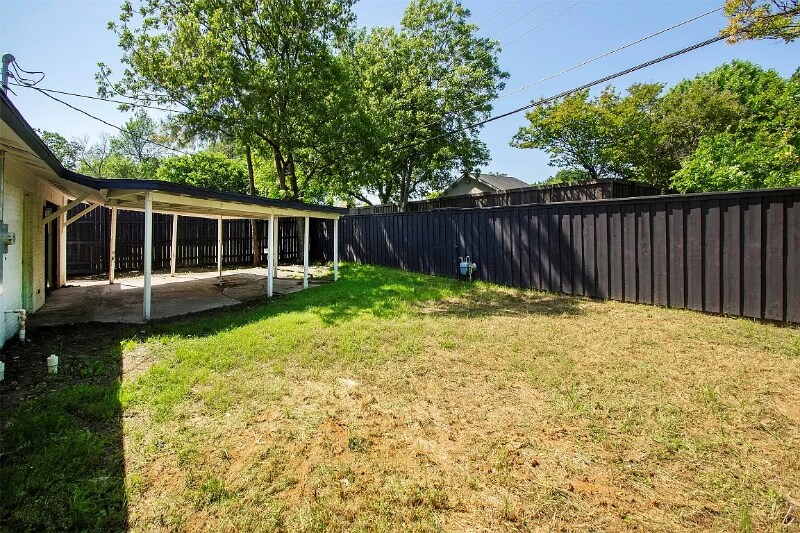 Building Photo - 3057 Dothan Ln