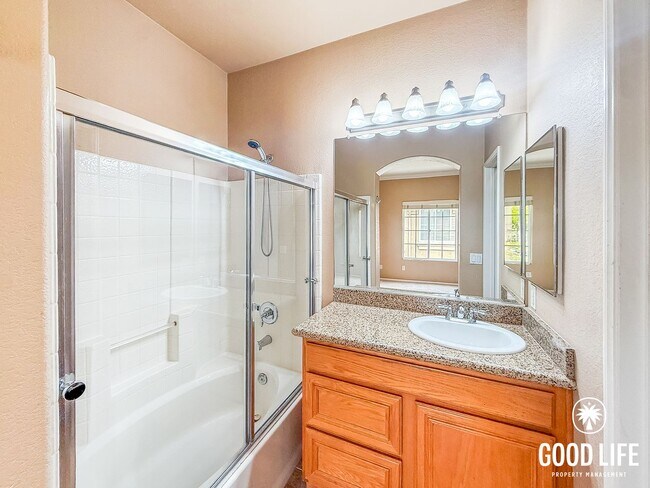 Building Photo - Spacious 2BD/2.5BA Townhome in Carmel Valley with Pool, Spa & Fitness Center