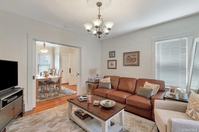 Building Photo - 26 Burtis Ave