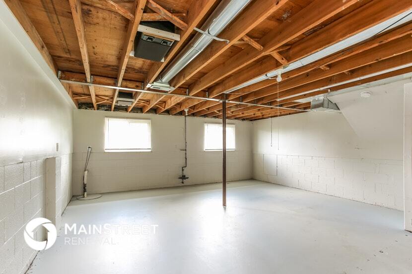 Building Photo - 1335 Birch Dr