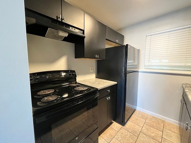 Building Photo - 2630 Crisnic Ct
