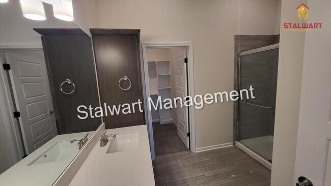 Building Photo - 15824 Riley St