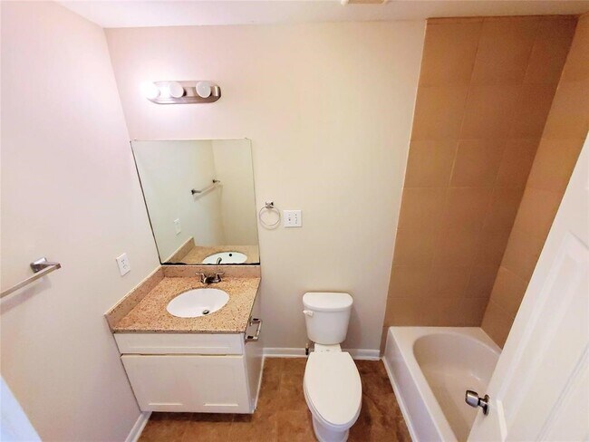 Building Photo - 6007 Shelbourne Park Ln