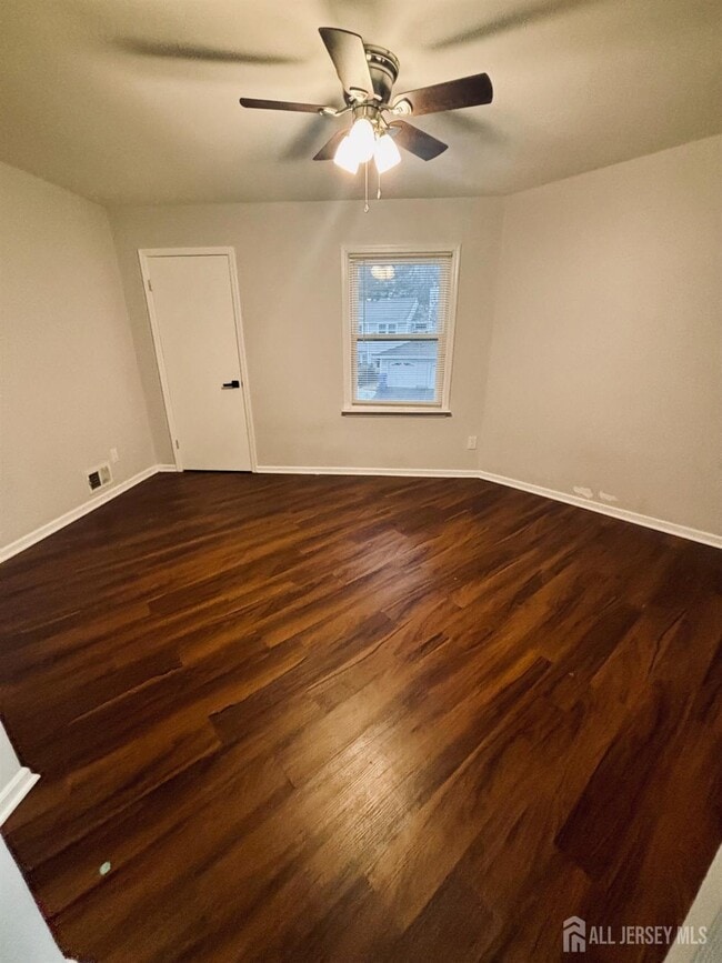 Building Photo - 1 Upperbrook Ct