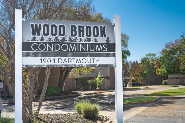 Building Photo - 1904 Dartmouth St