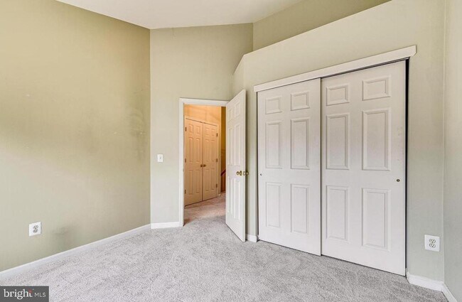 Building Photo - 11485 Carriage Gate Ct