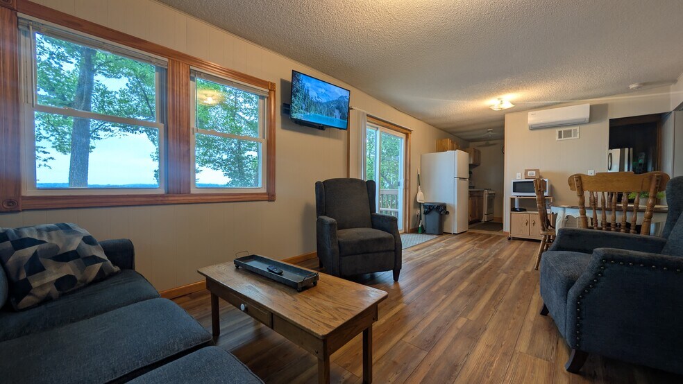 Building Photo - 1321 S Darling Dr NW