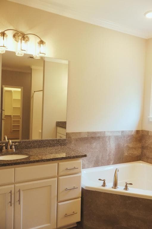 Building Photo - 205 Windcrest Cir