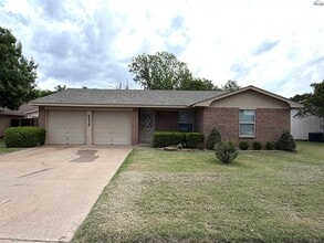Building Photo - 4830 Lovers Ln