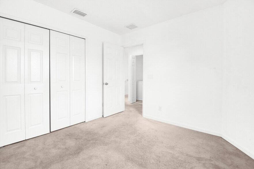 Building Photo - 271 Annabelle Way