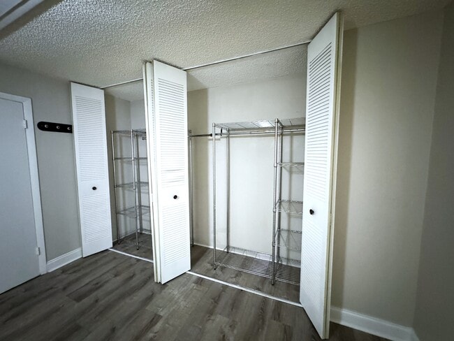 Building Photo - 24862 US Hwy 19 N