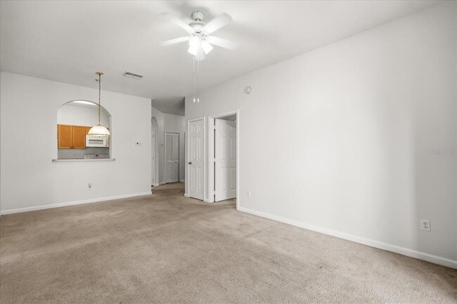 Building Photo - 8101 Coconut Palm Way