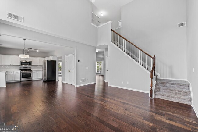 Building Photo - 4419 Silver Ridge Way SW