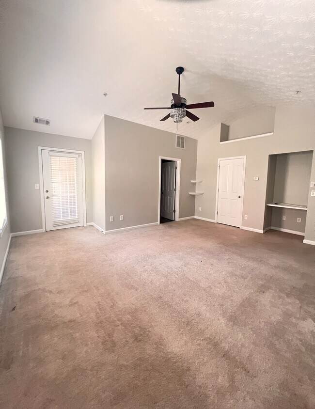 Building Photo - 3803 Augustine Pl