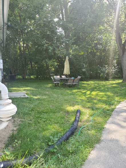 Building Photo - 707 Newport Pl