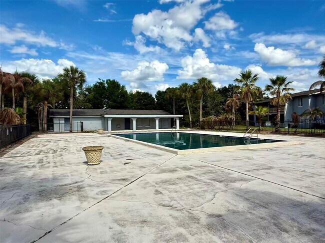 Building Photo - 4759 S Texas Ave