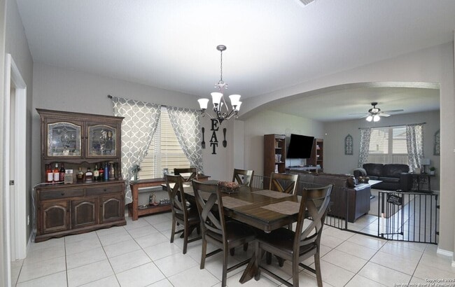 Building Photo - 5727 Ivans Farm