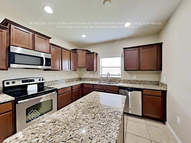 Building Photo - 1712 Acadia Harbor Pl