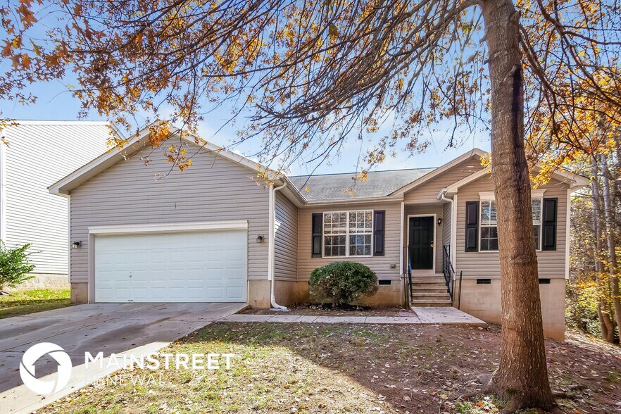 Primary Photo - 205 Markham Dr